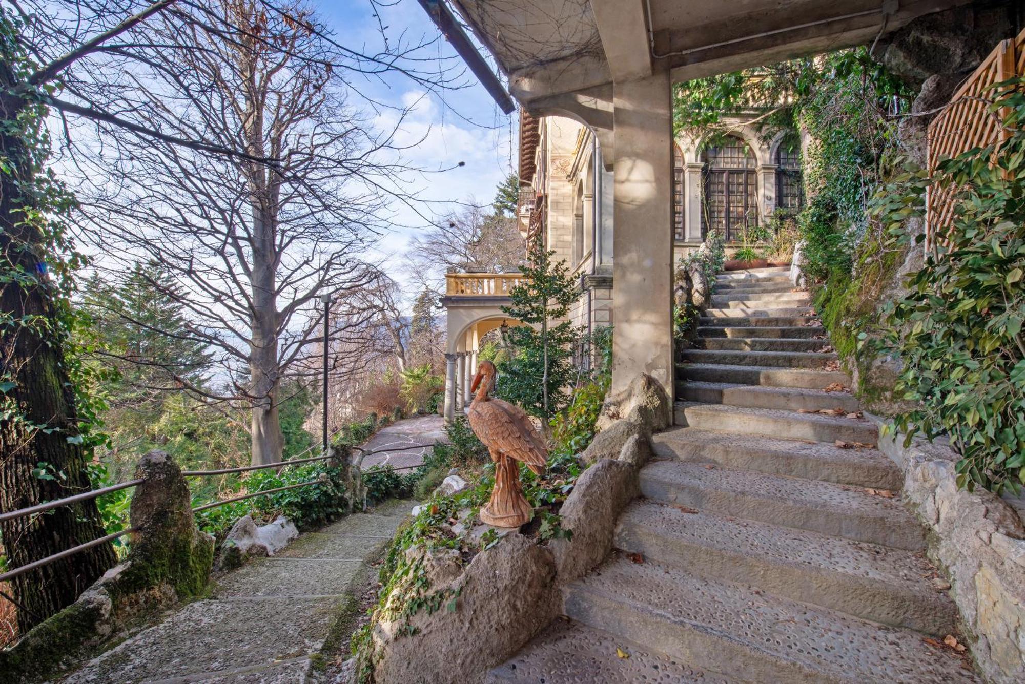 App Mughetto in Villa Marchello Brunate Esterno foto