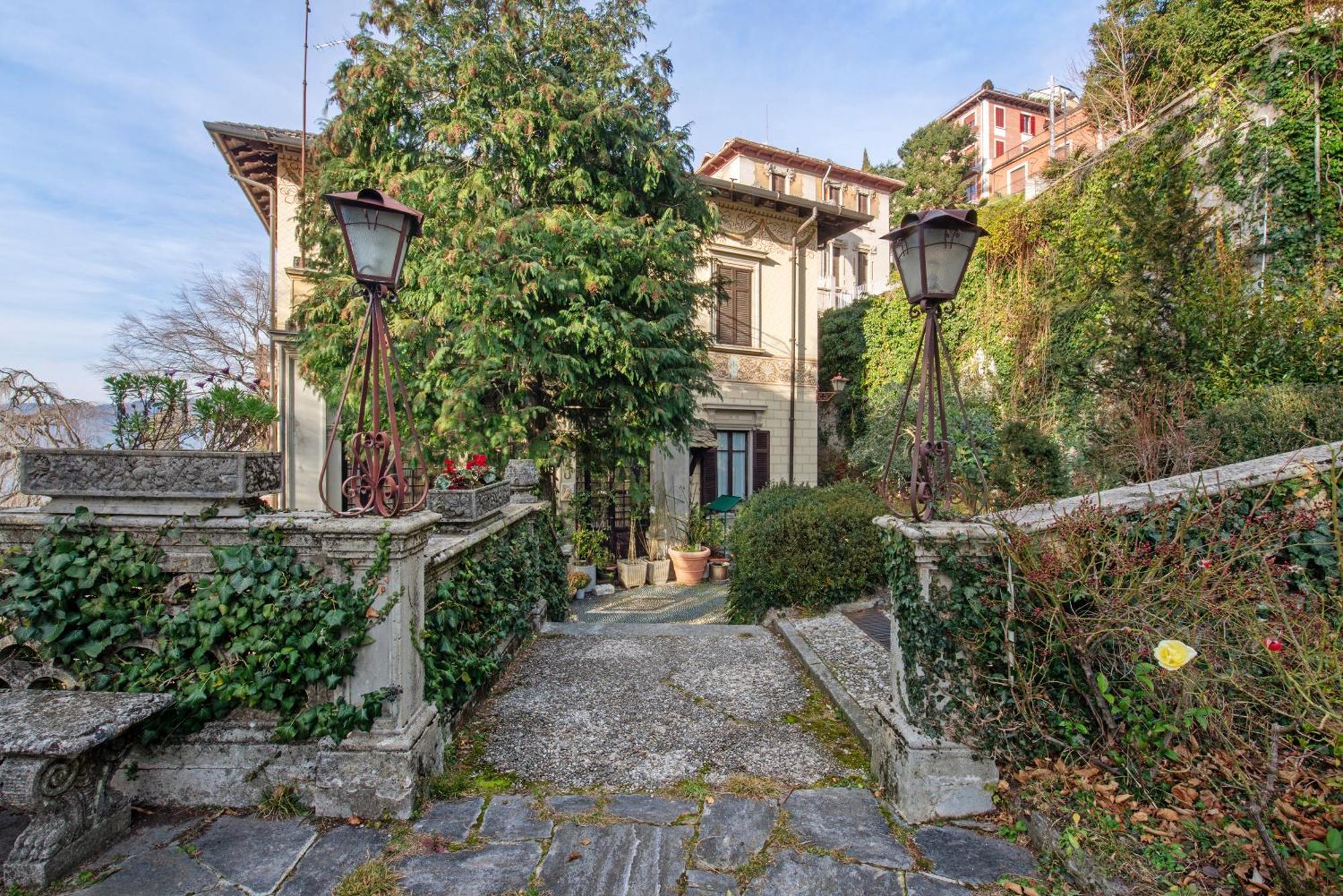 App Mughetto in Villa Marchello Brunate Esterno foto